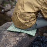 Сидушка туристична складана XPE Naturehike NH20PJ025, 15 мм, темно-зелена з чохлом для походів та кемпінгу - Зображення 7